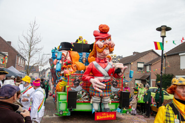 Carnavalsoptocht Meers 2024